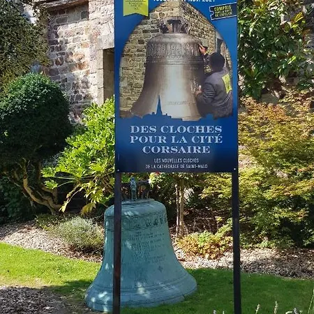 Maison De Berry Maison d'hôtes